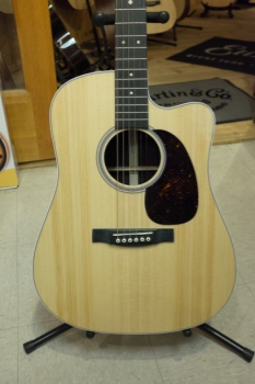 Martin DCPA4 performing artist /case