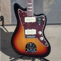Fender American Vintage II 1966 Jazzmaster Rosewood Fingerboard 3 Color Sunburst