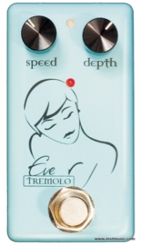 Red Witch Eve Tremolo w/Lithium Ion Cell