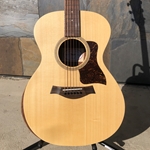 Taylor A12E Academy 12e Guitar