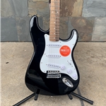 Squier Affinity Series Stratocaster Black with Indian Laurel Neck