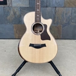 Taylor 812ce 12-Fret with V-Class Bracing