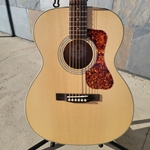 Guild OM-240E Orcehstra Acoustic Fishman PU and Gigbag