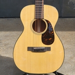 Martin 0-18, Sitka Spruce Top, Mahogany Back and Sides