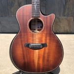 Taylor  Builders Edition K24CE-BE, AAA Hawaiian Koa with V-Class bracing and Hardcase