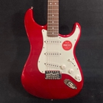 Squier Classic Vibe '60s Stratocaster, Candy Apple Red