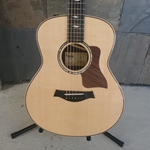 Taylor GT 811E Grand Theater, ES2 Electronics, Spruce Top, Rosewood Back and Sides