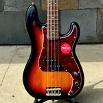 Squire Classic Vibe '60s Precision Bass, 3-Tone Sunburst