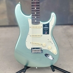 Fender American Pro II Strat Mystic Surf Green w/ rosewood fingerboard