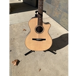 TAYLOR 814CE NYLON ACOUSTIC ELECTRIC GUITAR