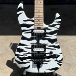 Charvel  Pro-Mod DK22 Satchel Signature, Satin White Bengal