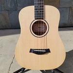 Taylor BT1E Baby Taylor with Electronics Left Handed:)