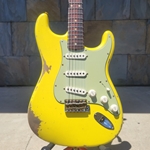 Fender Custom Shop 1961 Stratocaster Heavy Relic Graffiti Yellow