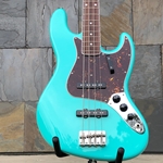 Fender American Vintage II 1966 Jazz Bass, Rosewood Fingerboard, Sea Foam Green