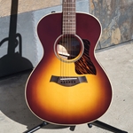 Taylor AD12e Walnut/Spruce Tobacco Sunburst