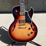 Used Gibson ES-137 Custom with Hardcase