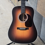 MARTIN 2023 D28 NAMM SPECIAL
SCALLOPED BRACING SUNBURST