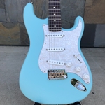 Fender Limited Edition Cory Wong Stratocaster Rosewood Fingerboard Daphne Blue