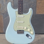 Fender Custom Shop Vintage Custom '59 Hardtail Strat® Time Capsule Package, Faded Aged Sonic Blue