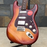 Squier Limited Edition Classic Vibe™ '60s Stratocaster® Sienna Sunburst