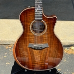 Taylor 2025 Custom #47: The Queen – Grand Auditorium, Figured Walnut/Figured Walnut 1 of 10