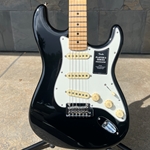 Fender Player II Stratocaster®, Maple Fingerboard, Black