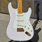 Fender Limited Edition American Vintage II 1957 Stratocaster®, Flame Maple Fingerboard, White Blonde