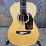 Martin Custom Shop 0-28 Acoustic Guitar with Hard Case