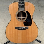 Used Martin 000-42 Modern Deluxe with Hard Case