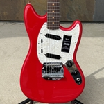 Fender Vintera® III Mid '60s Mustang®, Rosewood Fingerboard, Dakota Red