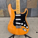 Fender American Professional Stratocaster®, Maple Fingerboard, Natural