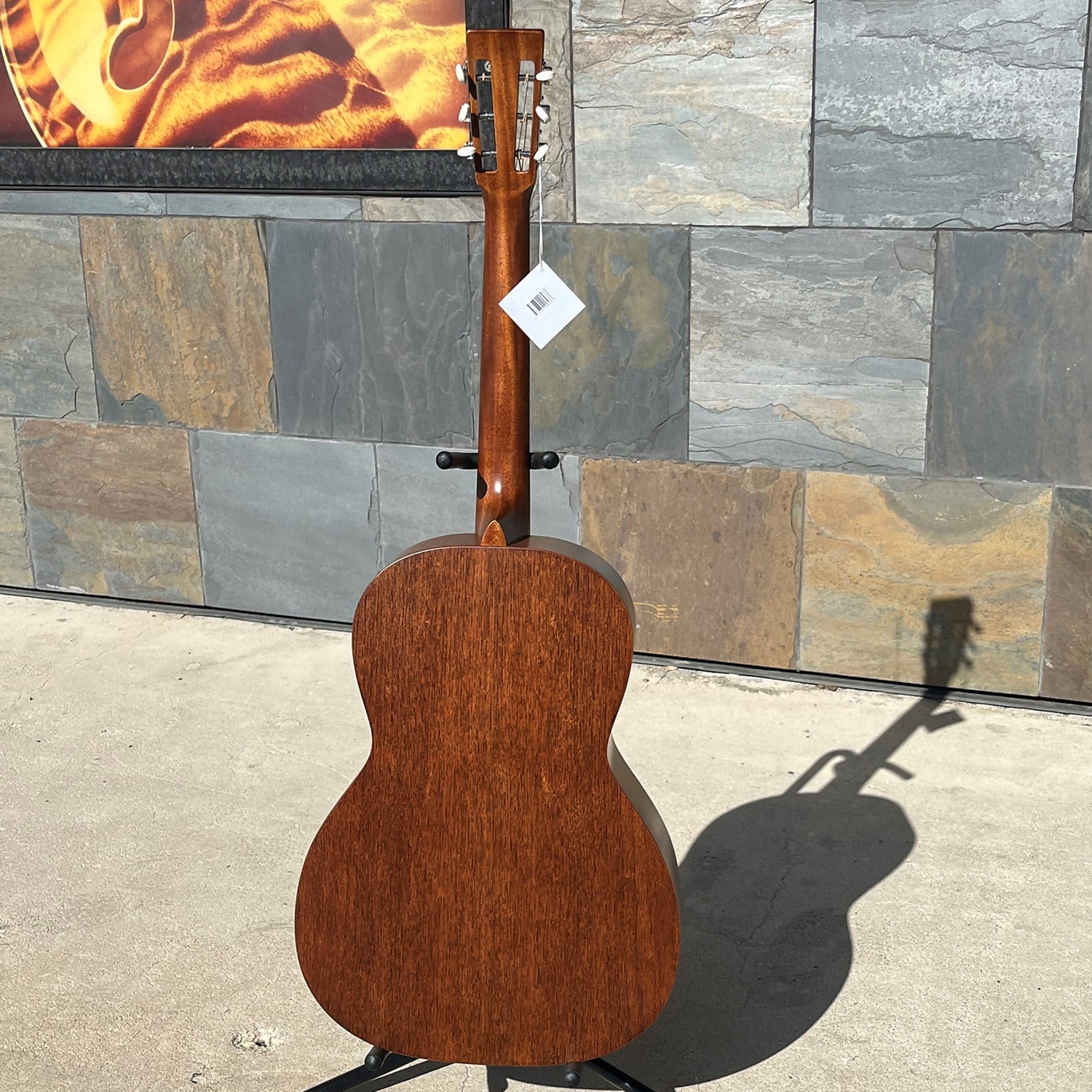 Instrumental Music - MARTIN 00015SM, MAHOGANY, SLOTTED HEADSTOCK