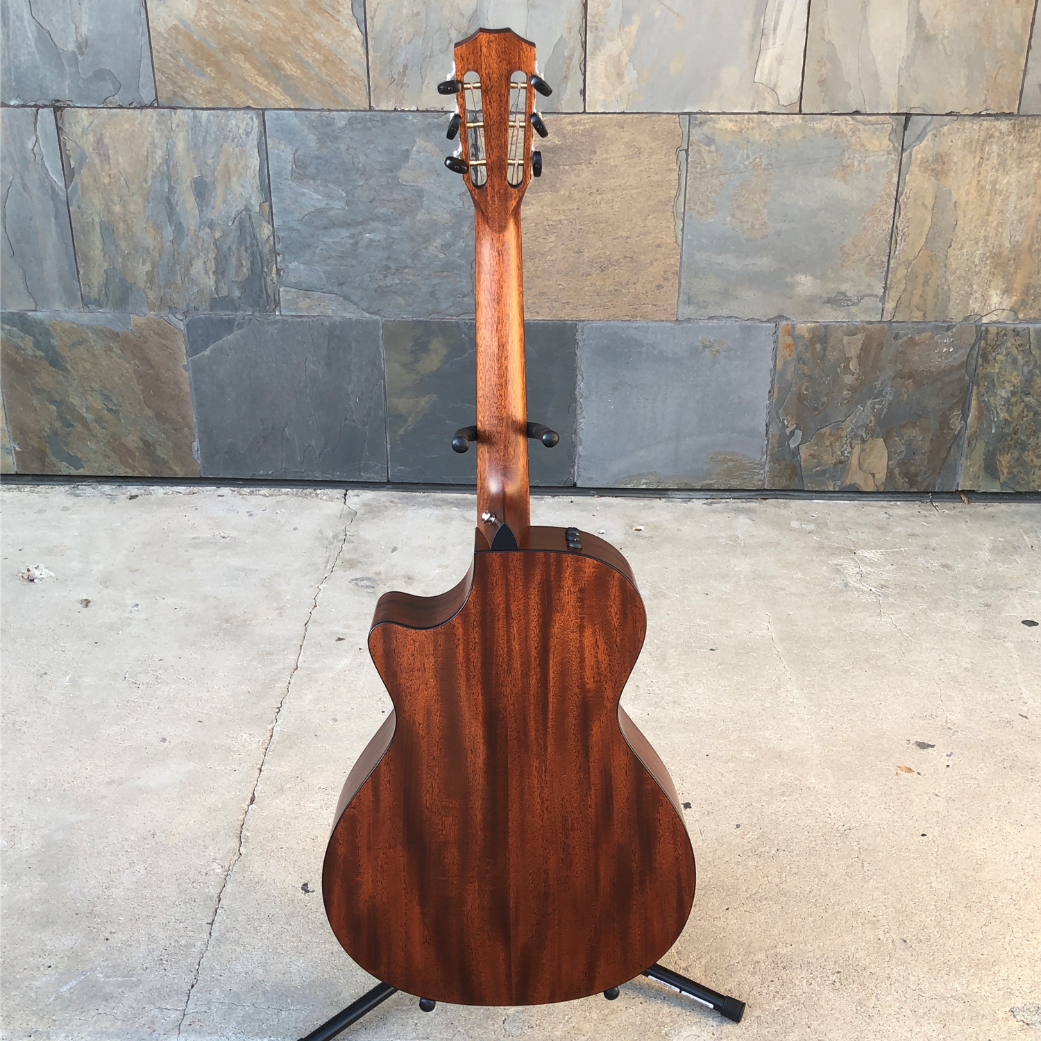 Instrumental Music - Taylor 322ce 12-Fret, Shaded Edgeburst Top, V