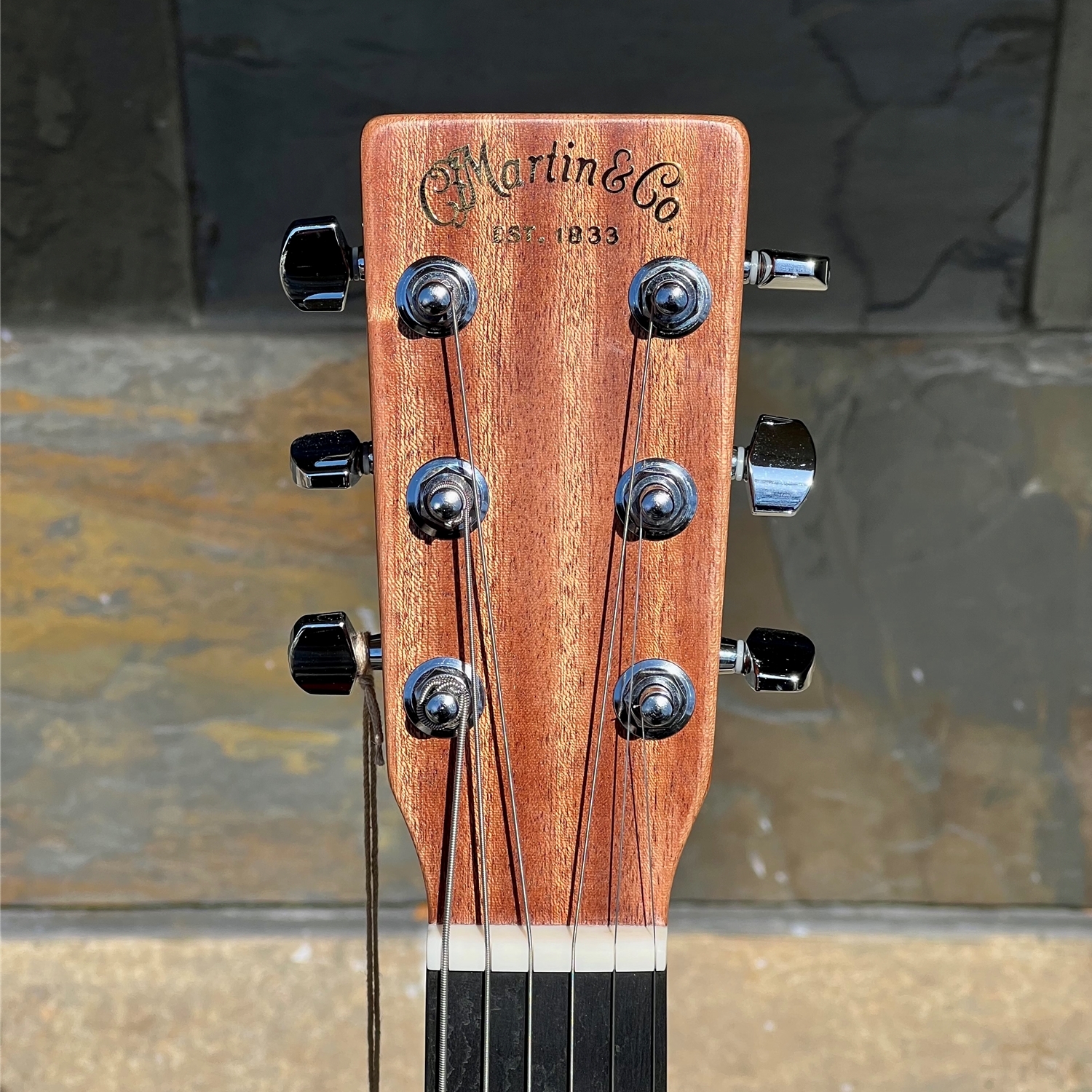 Instrumental Music - Martin Dread Junior D JR-10E