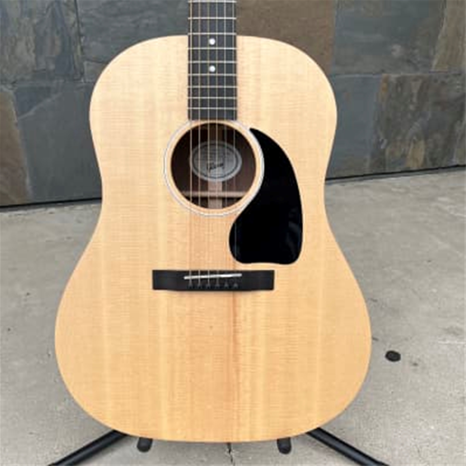 Instrumental Music - Gibson G-45, Natural