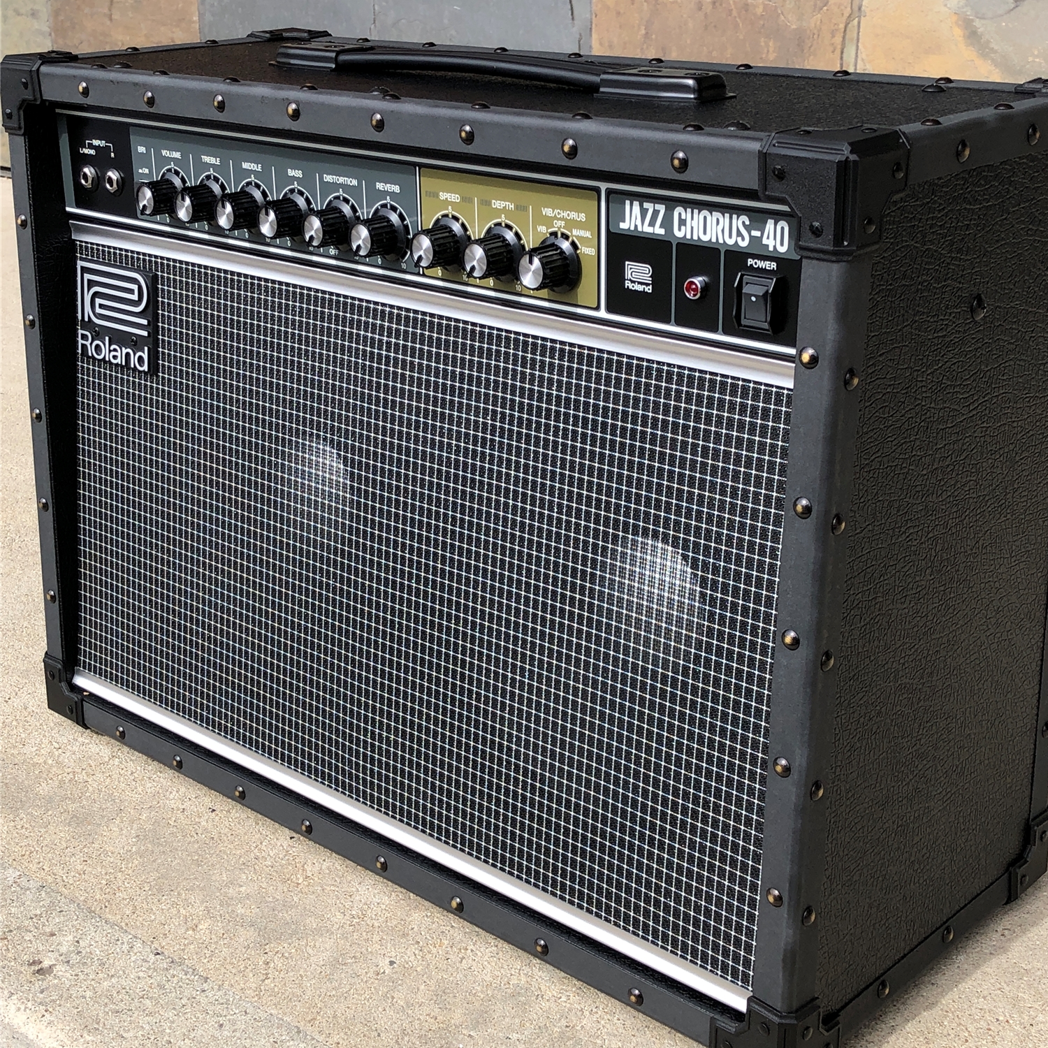 Amplificatore Chitarra Roland JC-40 Jazz Chorus - Stereo 40W, Effetti Integrati, Leggendario - Foto 10
