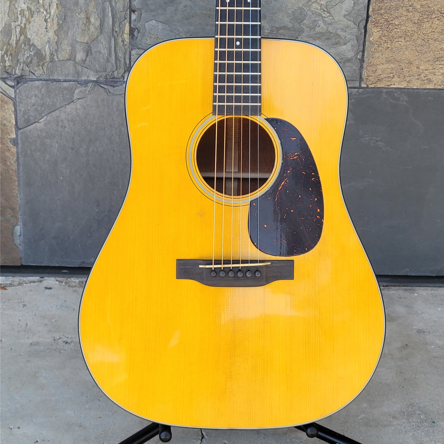 Martin D-18 Authentic 1937 VTS AGED