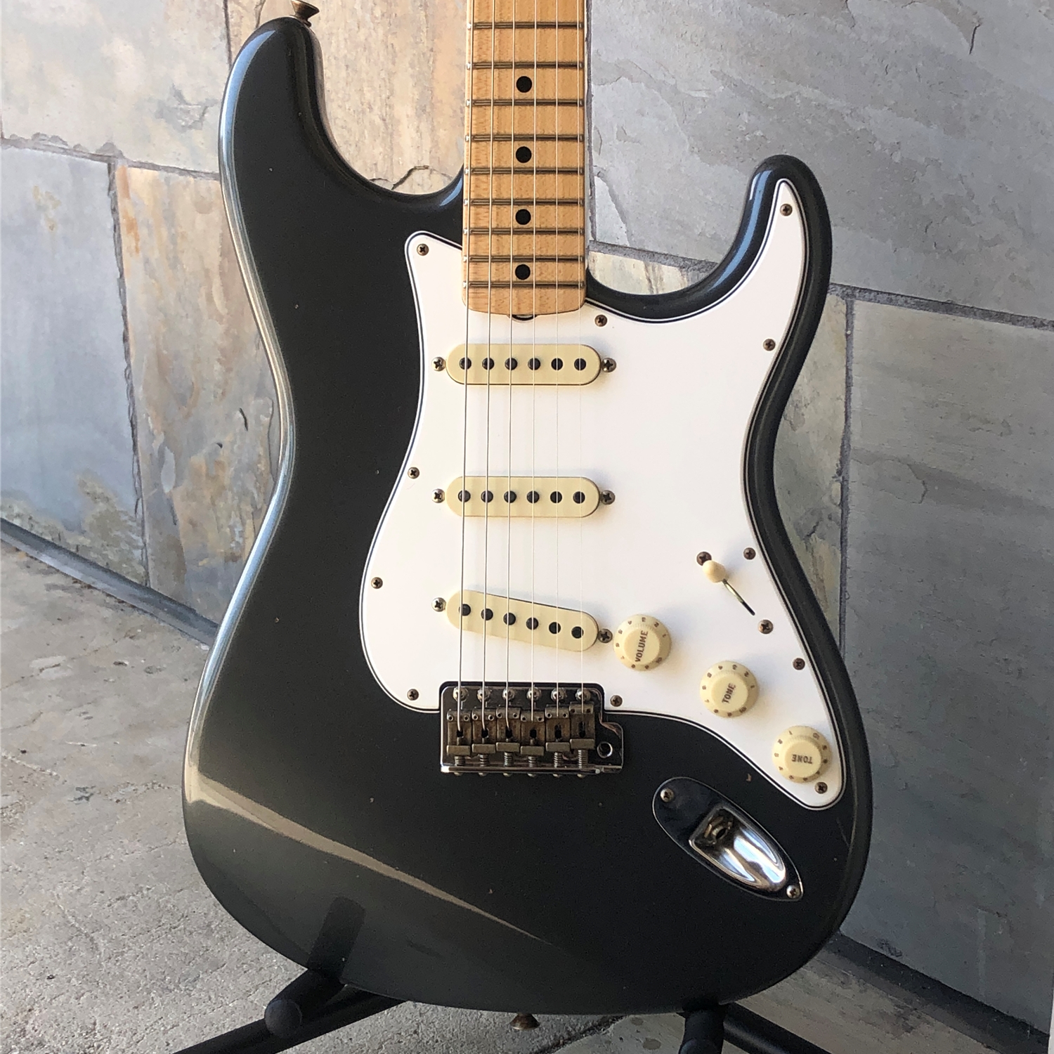 Instrumental Music - Fender Custom Shop Limited Edition '68