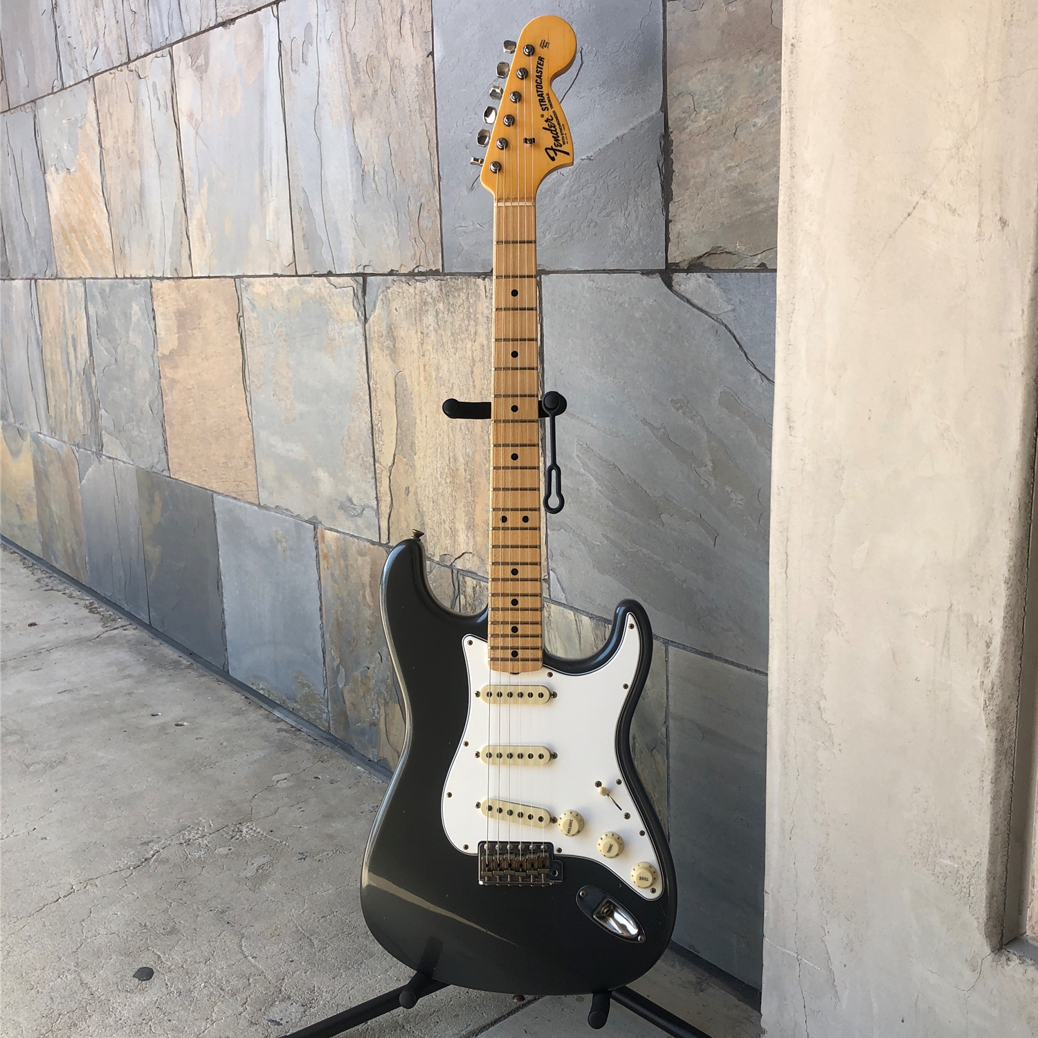 Instrumental Music - Fender Custom Shop Limited Edition '68