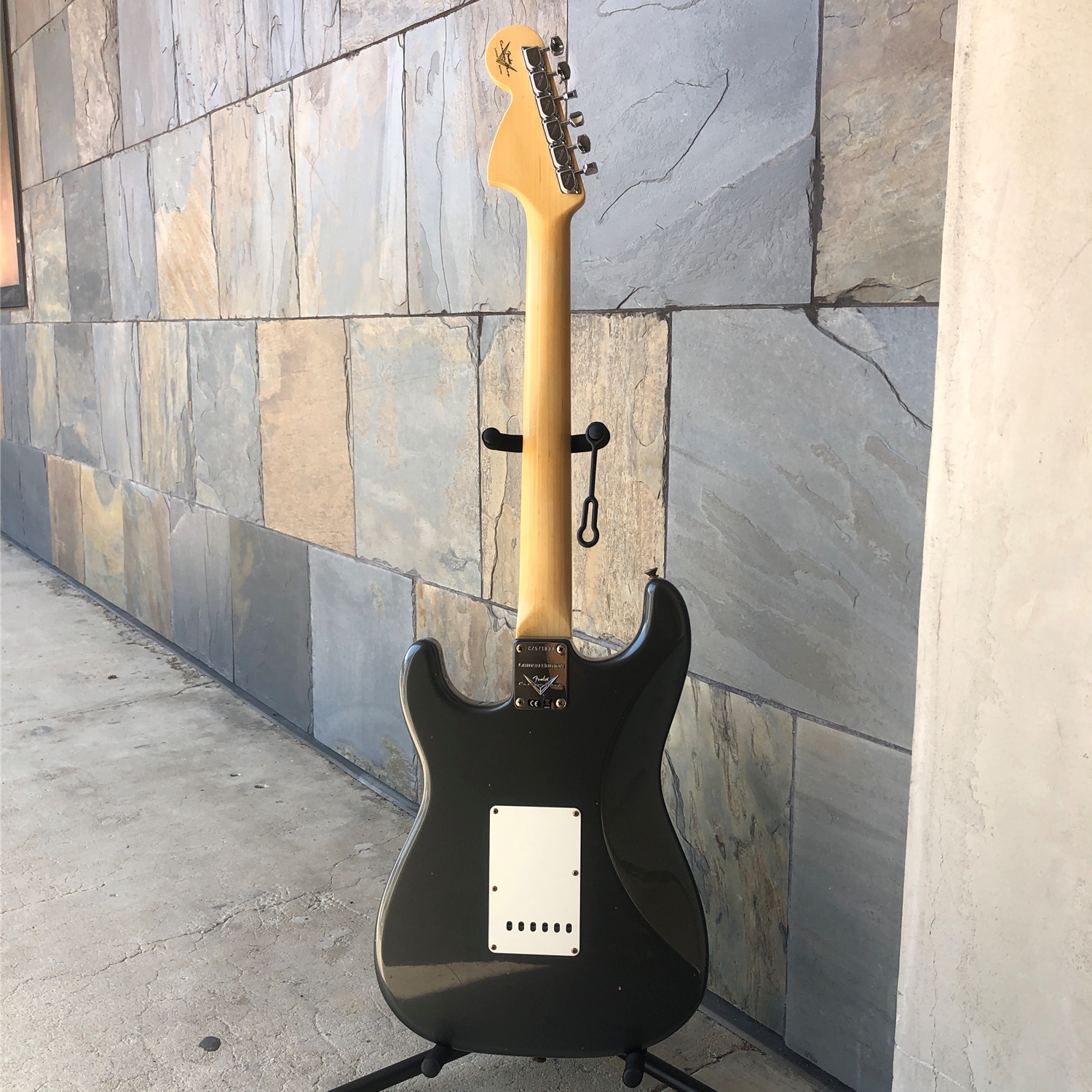 Instrumental Music - Fender Custom Shop Limited Edition '68