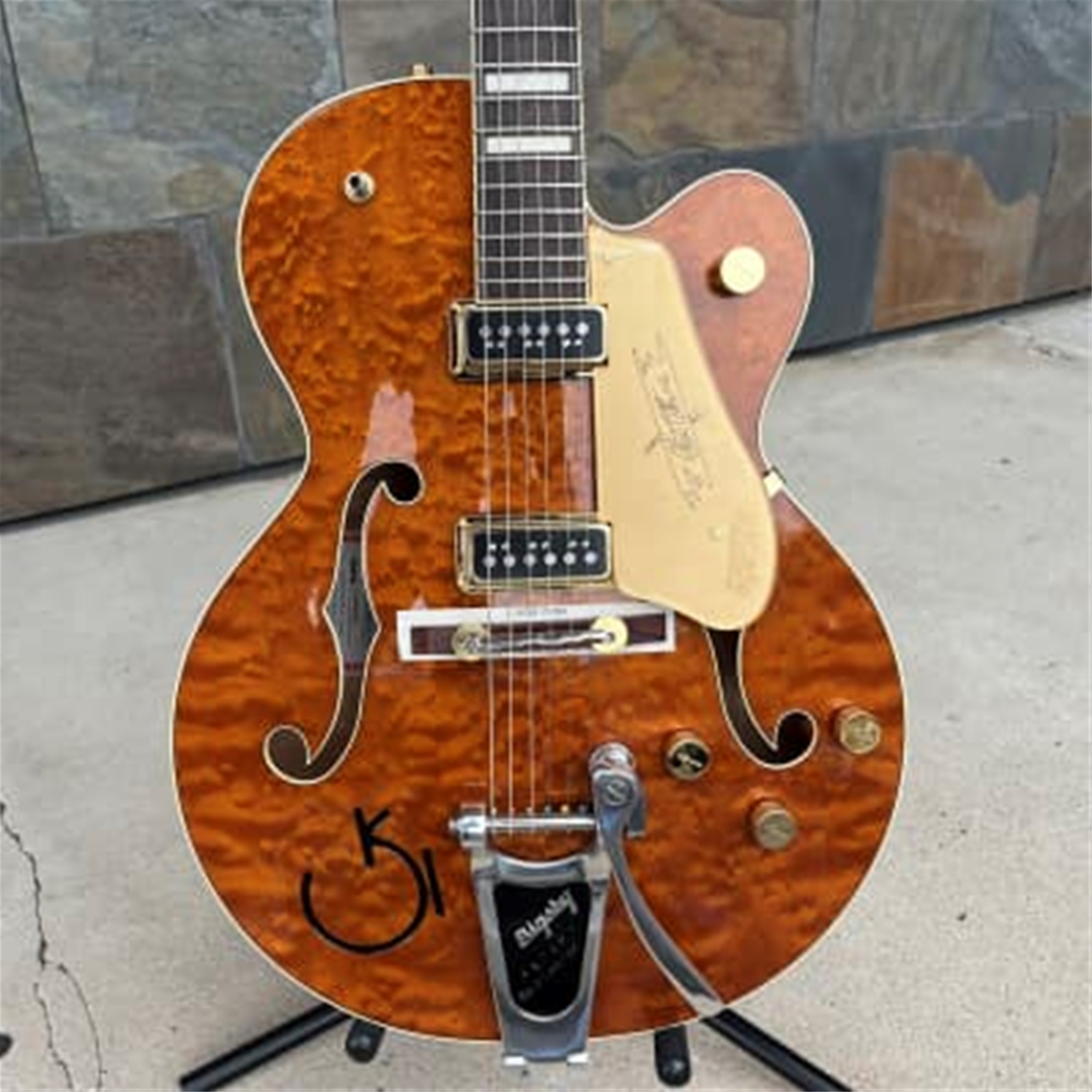 Gretsch G6120TGQM-56 LIMITED EDITION QUILT CLASSIC CHET ATKINS® HOLLOW BODY WITH BIGSBY®, ROUNDUP ORANGE STAIN LACQUER