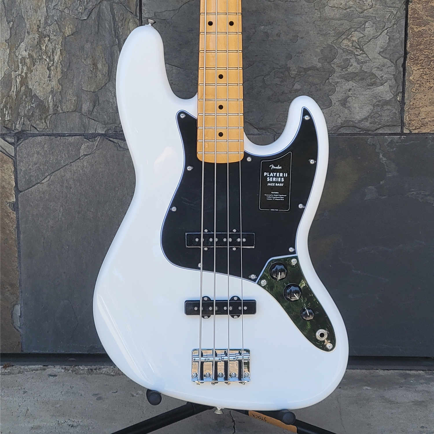 Fender Player II Jazz Bass®, Maple Fingerboard, Polar White
