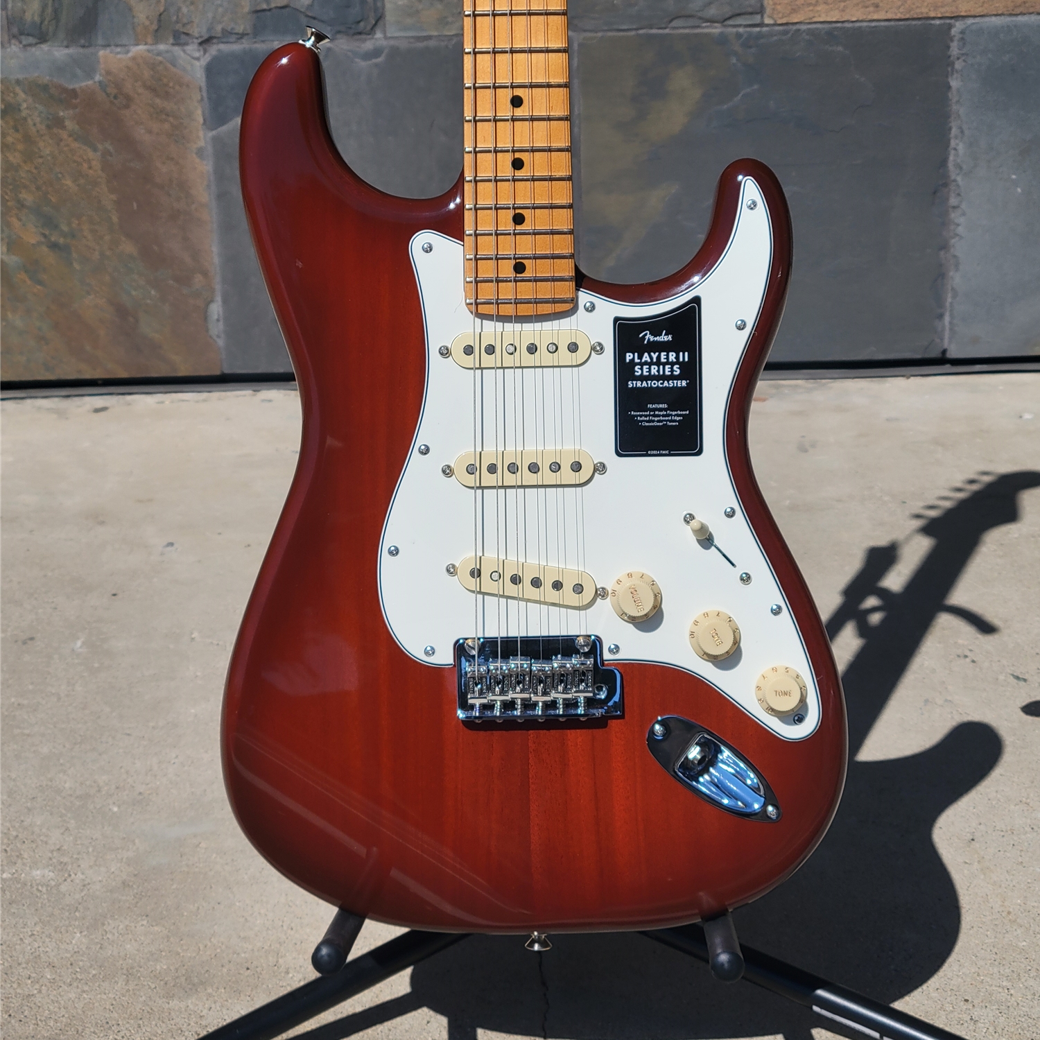 Fender Player II Stratocaster®, Maple Fingerboard, Transparent Mocha Burst