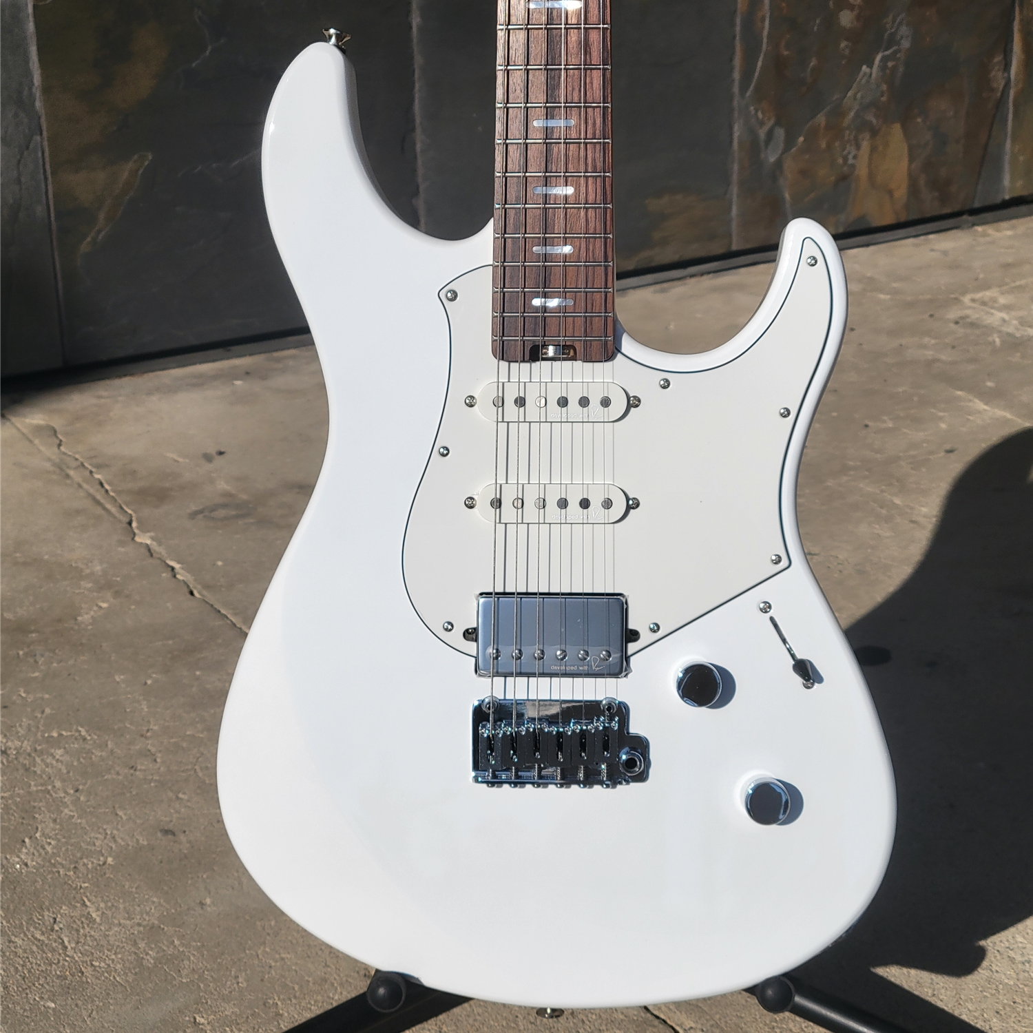 Yamaha Pacifica Standard Plus Shell White