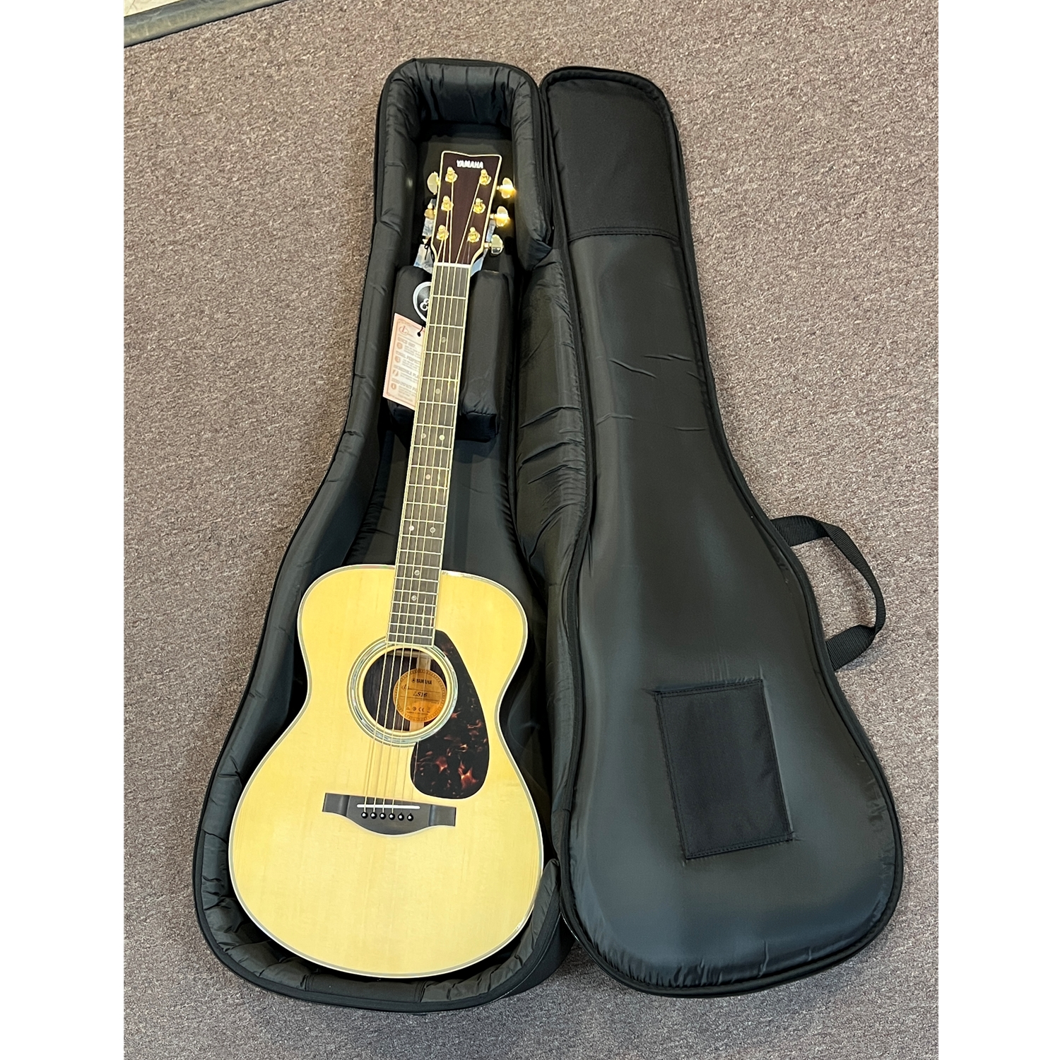 Instrumental Music - Yamaha LS16HB Rosewood Small Body Acoustic