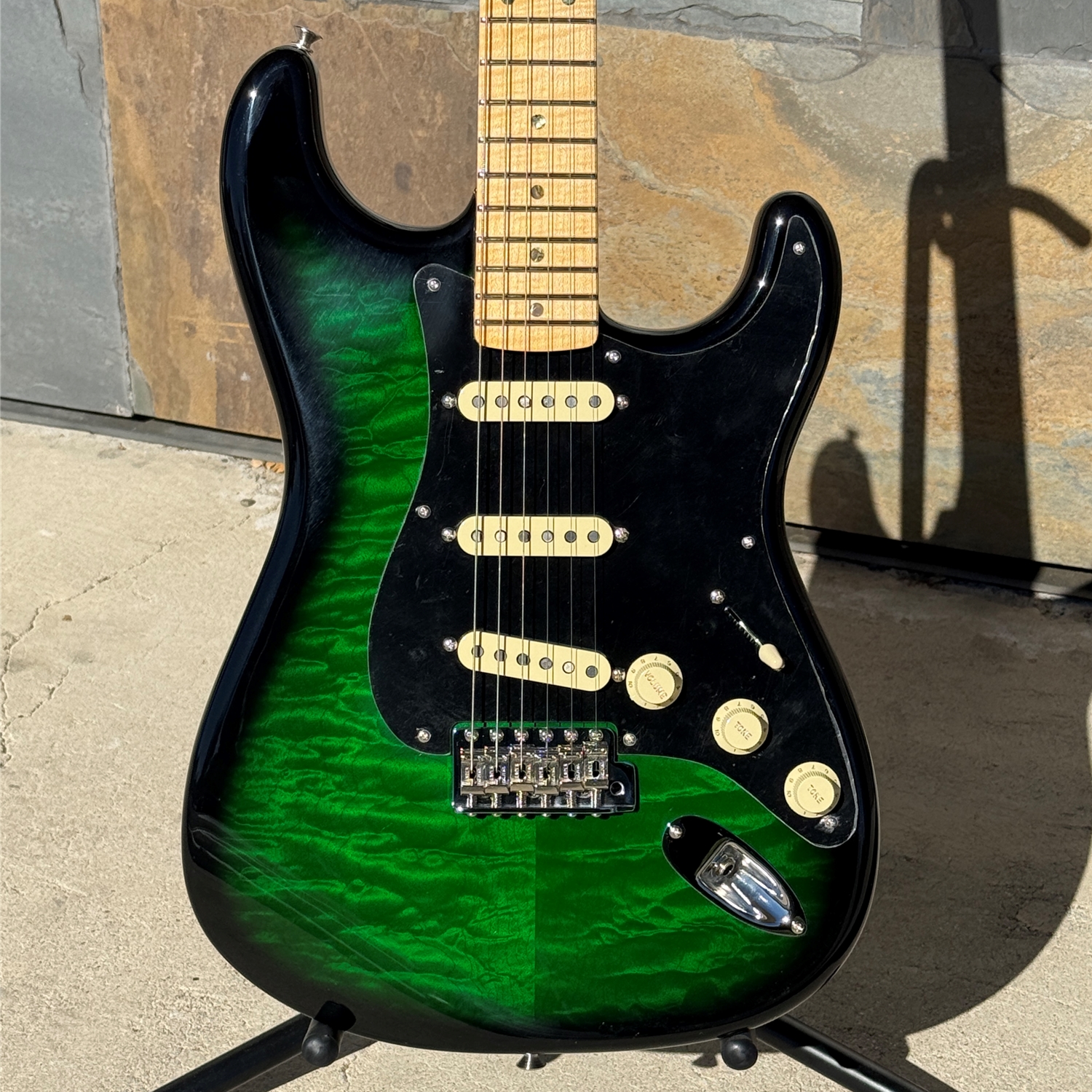Fender Custom Shop 56 Strat MN NOS Emerald Green Burst AA Quilt Top