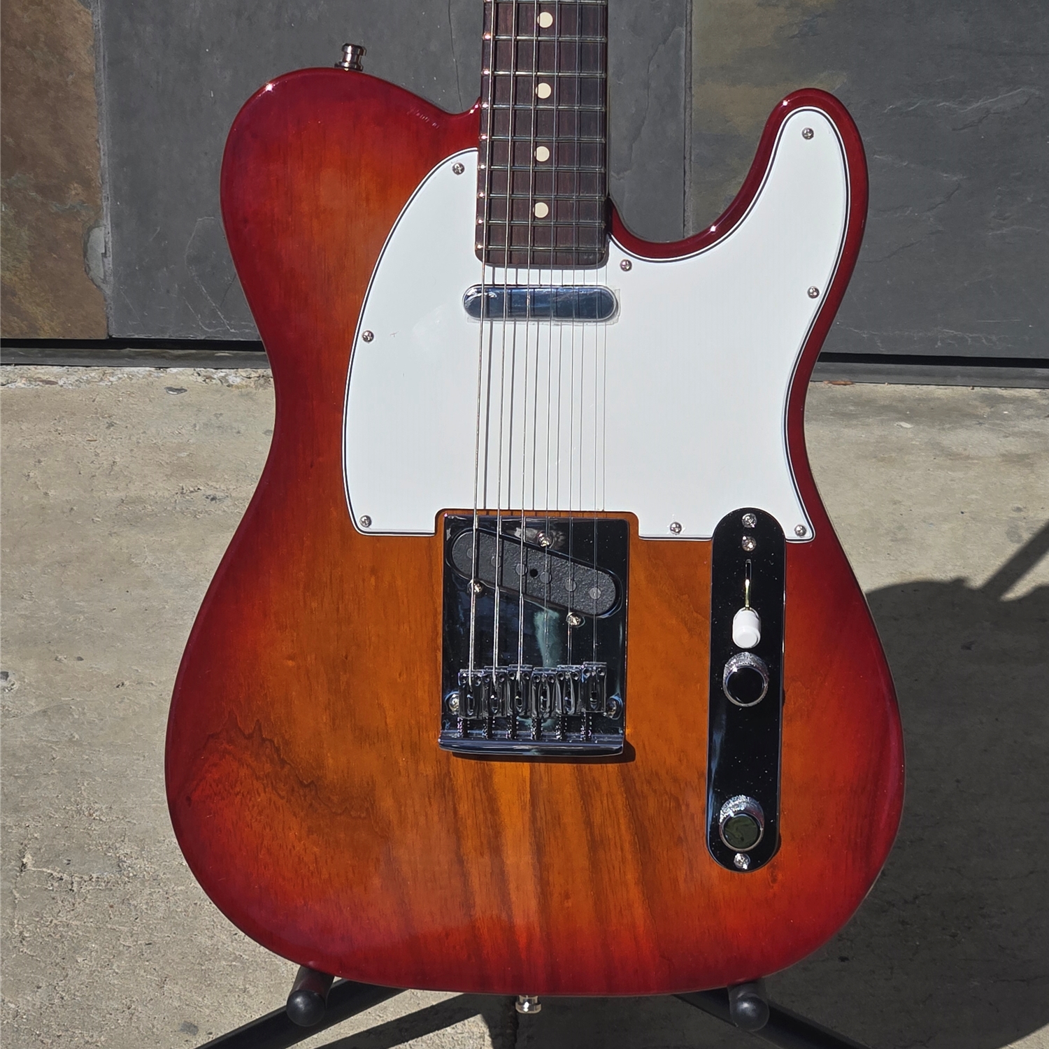 Fender Custom Shop LTD Custom Deluxe Roasted Telecaster Aged Cherry Sunburst