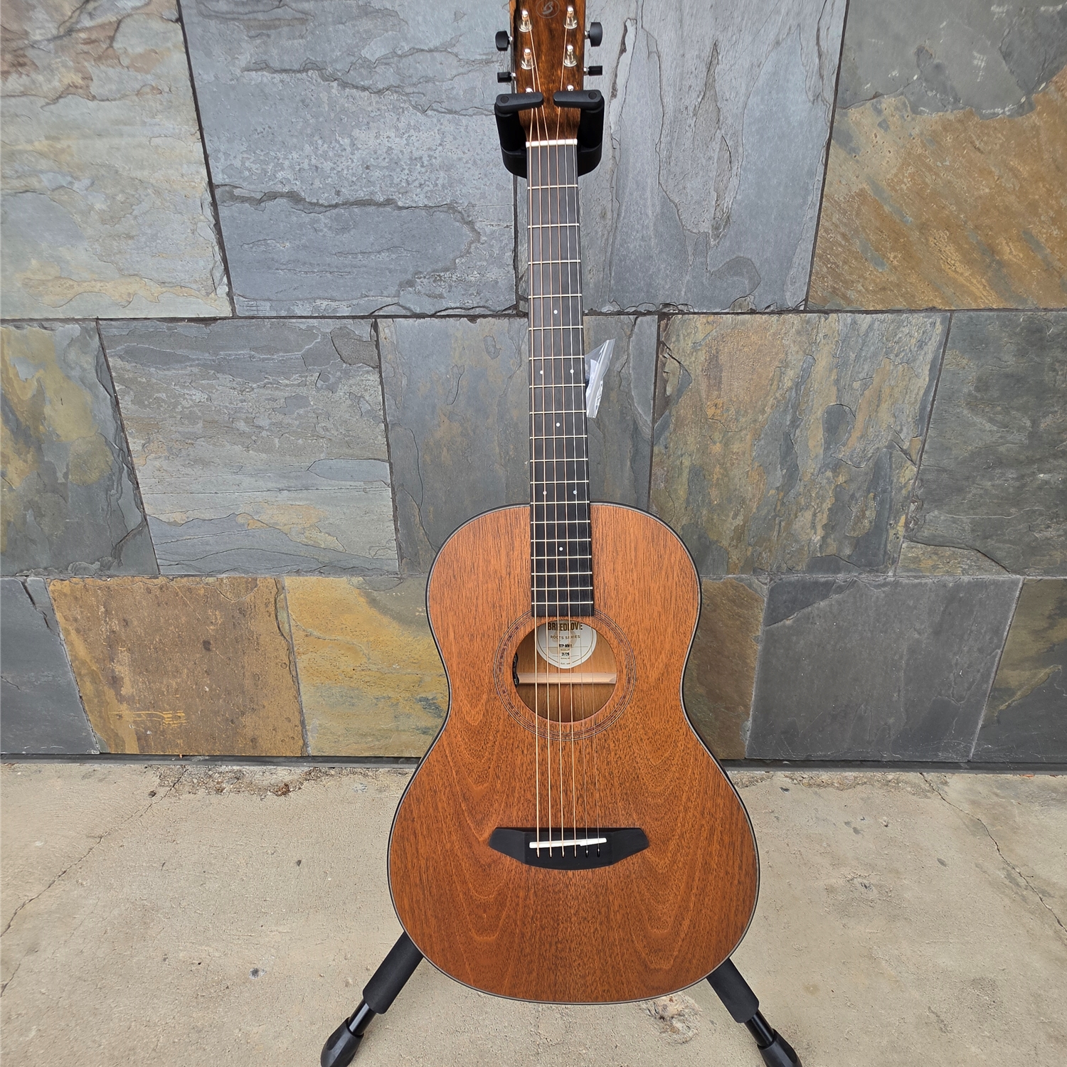 Breedlove Roots Parlor MMe Acoustic Electric Mahogany top and Honduran mahogany back and sides
