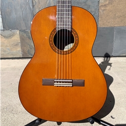 Yamaha guitar cgs103a deals