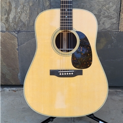 Martin D-28 Acoustic Dreadnought, Rosewood Back and Sides, Spruce Top